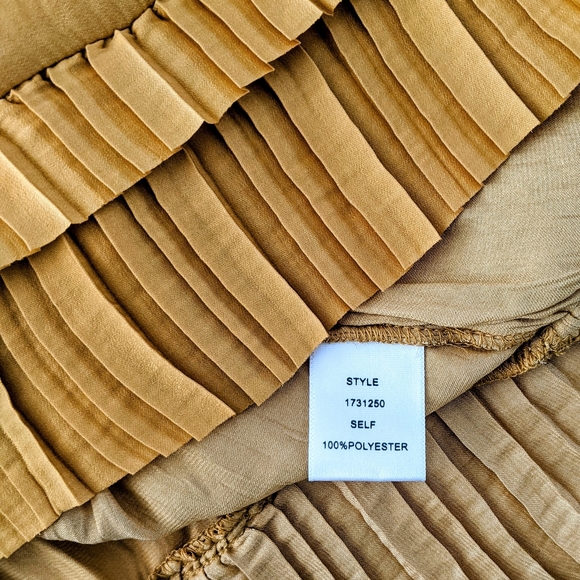 Current Air Los Angeles Ruffle Sleeve Blouse XS, NWT - Picture 4 of 7